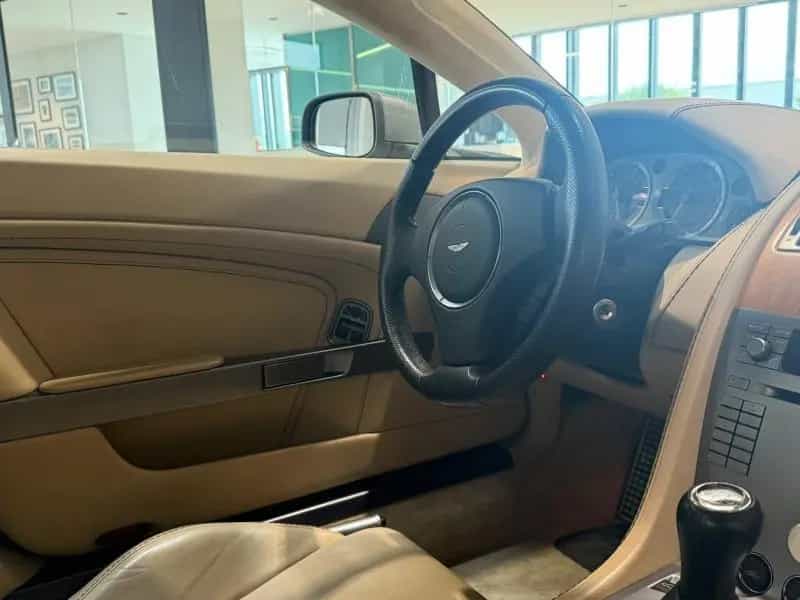 Aston Martin V8 Vantage V8 Vantage - Manual Transmission 05/2006-photo-22