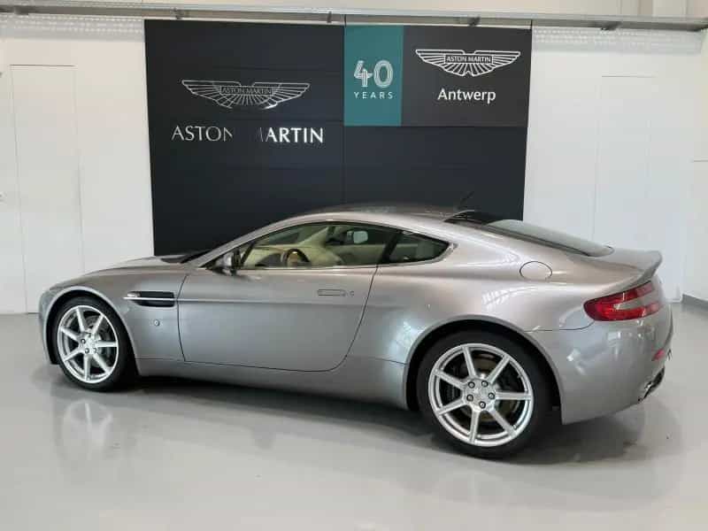 Aston Martin V8 Vantage V8 Vantage - Manual Transmission 05/2006-photo-32