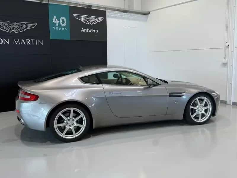 Aston Martin V8 Vantage V8 Vantage - Manual Transmission 05/2006-photo-9