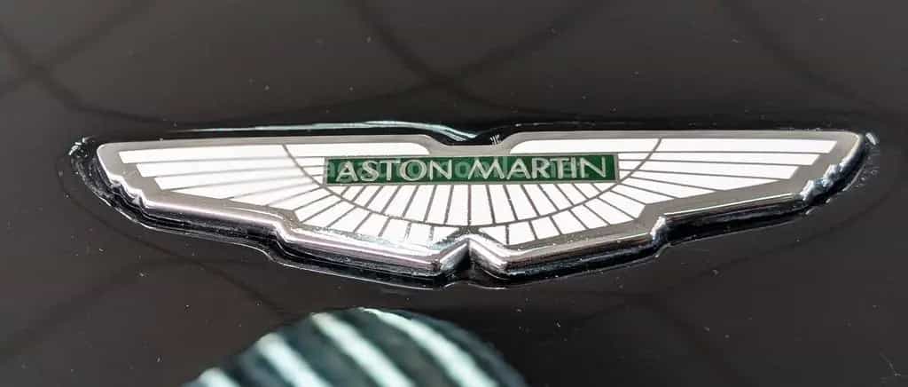 Aston Martin DB7 Vantage Coupe 6.0 12V Deutsches Fahrzeug 1Hd 02/2001-photo-26