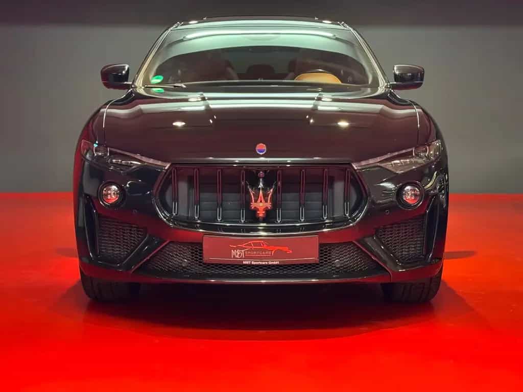 Maserati Levante /3.8 V8/530 PS/GTS/Q4/PANO/1.HAND/PERFEKT 05/2021-photo-0