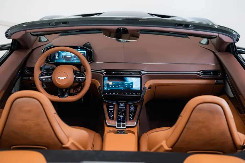 Aston Martin Vanquish Volante Full Options Titanium Exhaust 02/2026-photo-13