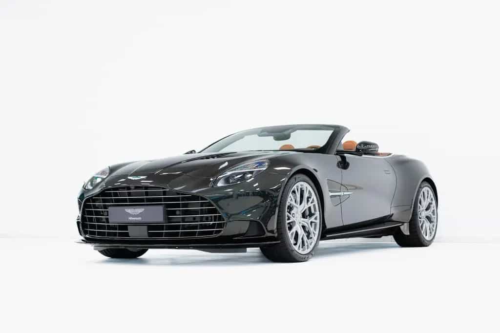 Aston Martin Vanquish Volante Full Options Titanium Exhaust 02/2026-photo-22