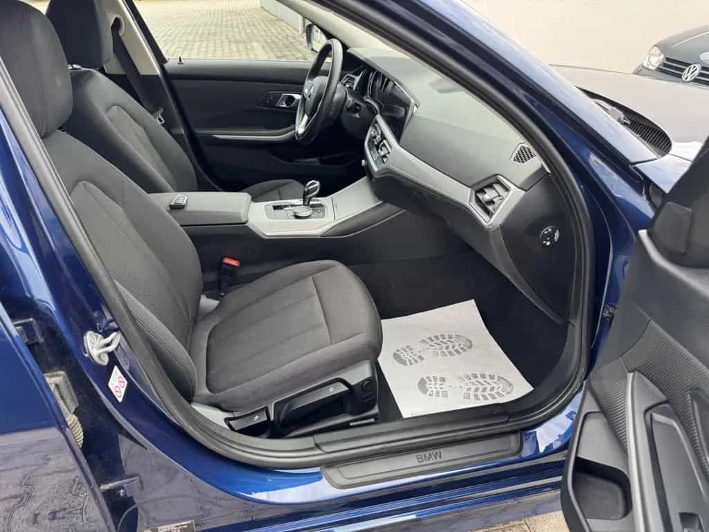 BMW 320 d Touring Advantage LED NAV Driving Assistant 02/2020-photo-10