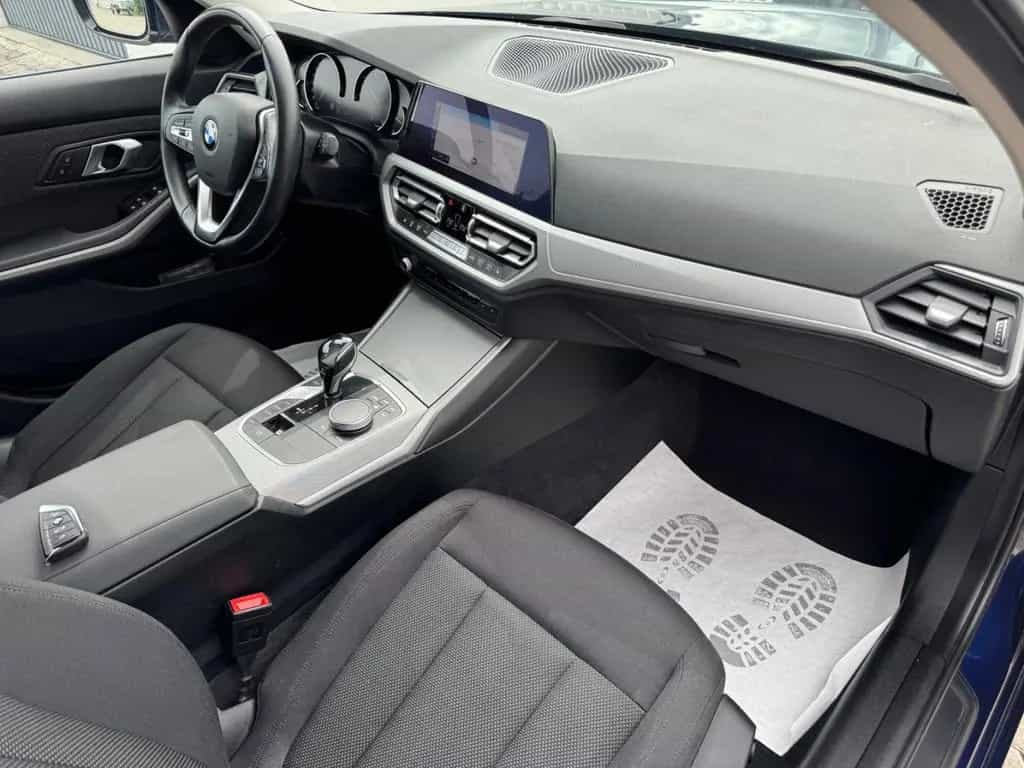 BMW 320 d Touring Advantage LED NAV Driving Assistant 02/2020-photo-11