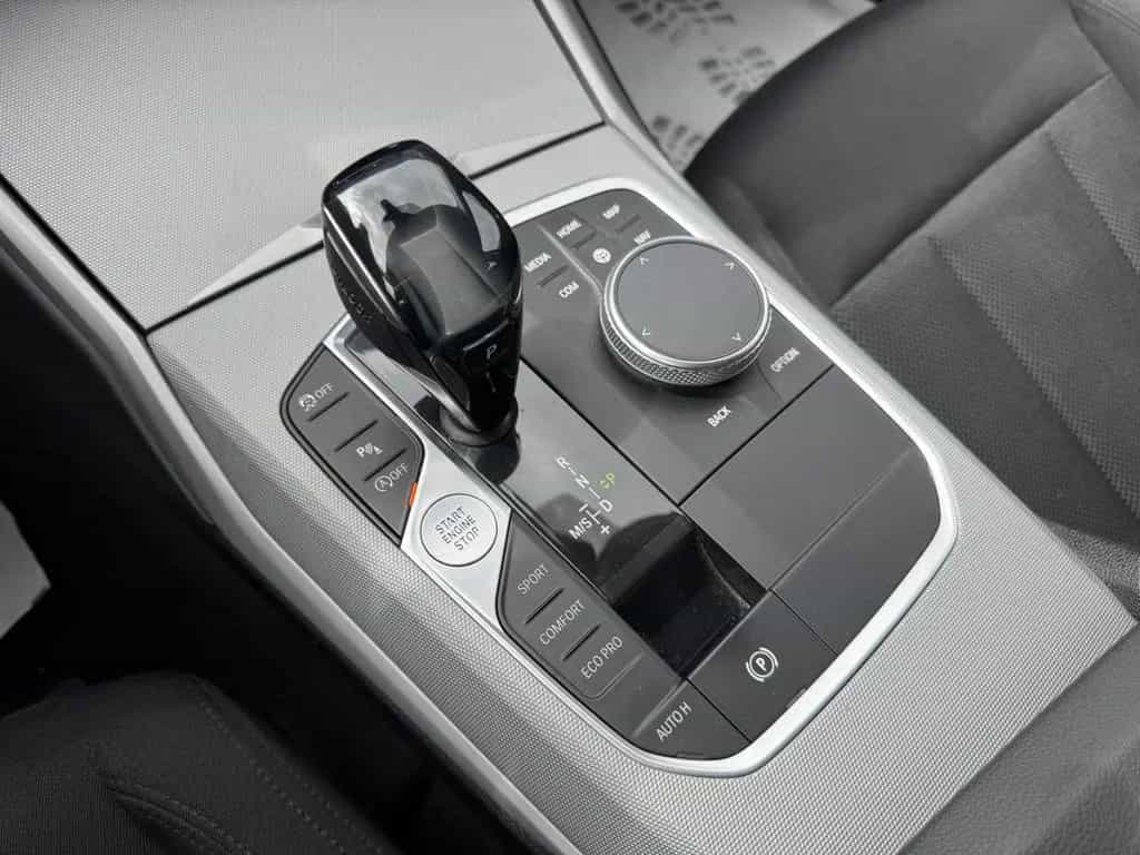BMW 320 d Touring Advantage LED NAV Driving Assistant 02/2020-photo-18