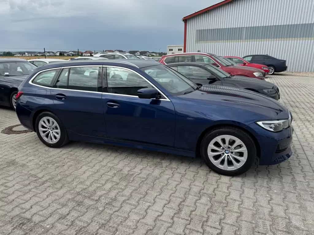 BMW 320 d Touring Advantage LED NAV Driving Assistant 02/2020-photo-3
