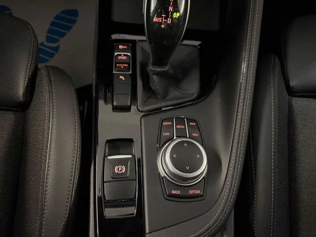 BMW X1 sDrive 20d Sport Line MEMORY/CARPLAY/HIFI 11/2021-photo-17