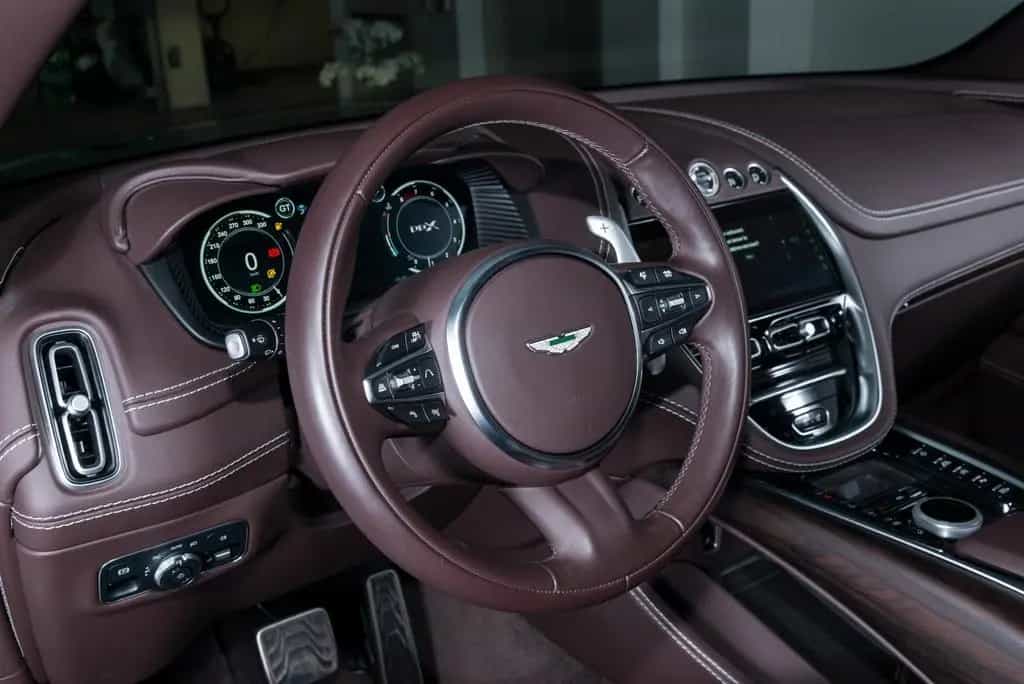 Aston Martin DBX 550CV 06/2024-photo-12