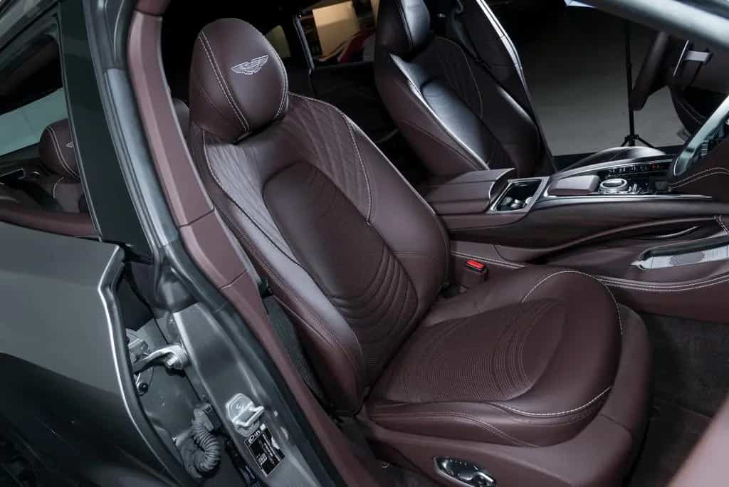 Aston Martin DBX 550CV 06/2024-photo-15