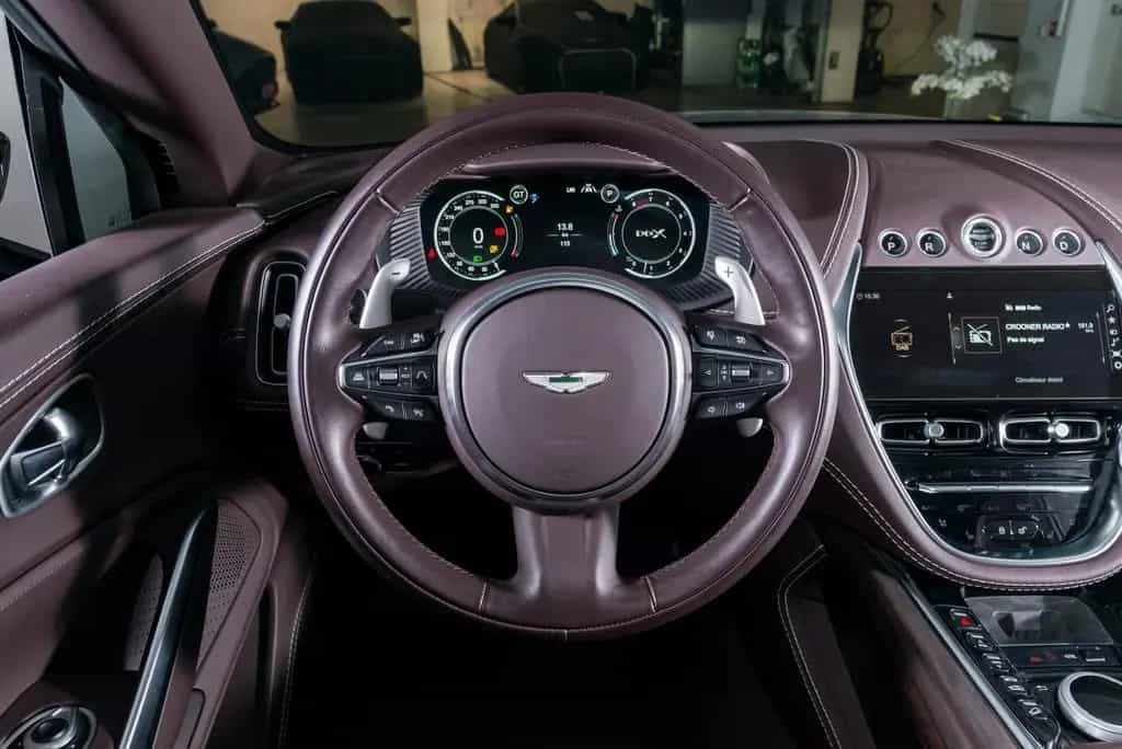 Aston Martin DBX 550CV 06/2024-photo-17
