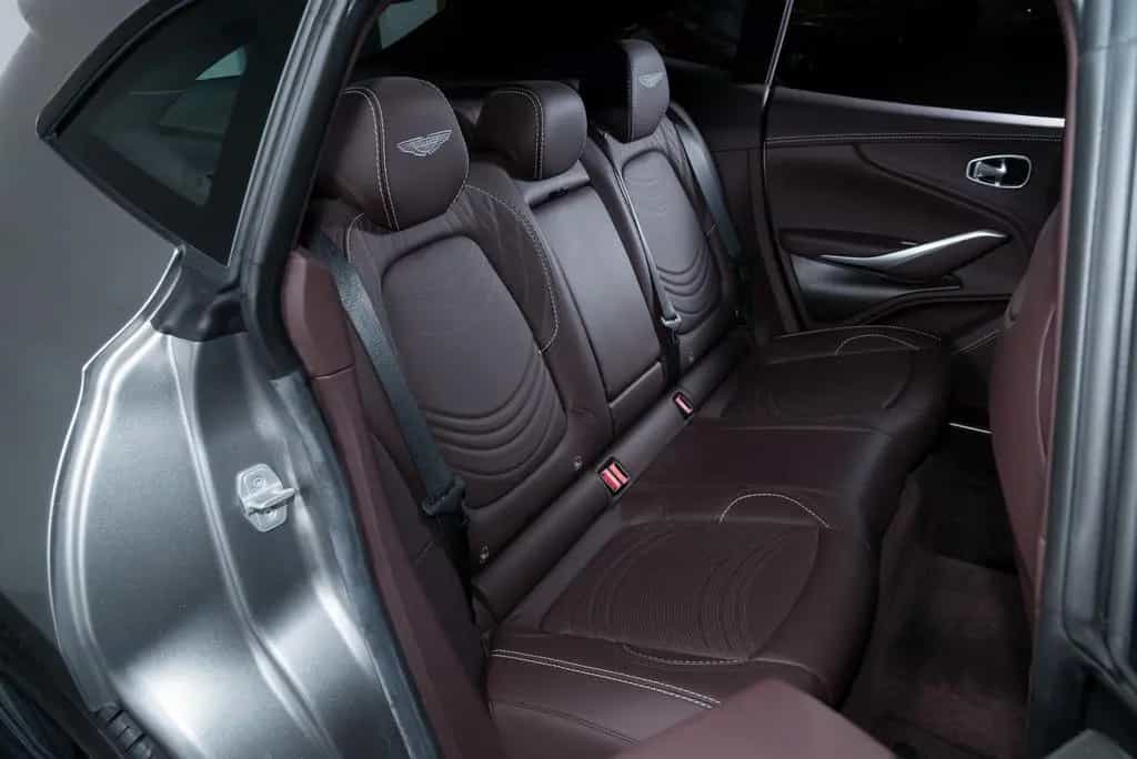 Aston Martin DBX 550CV 06/2024-photo-29