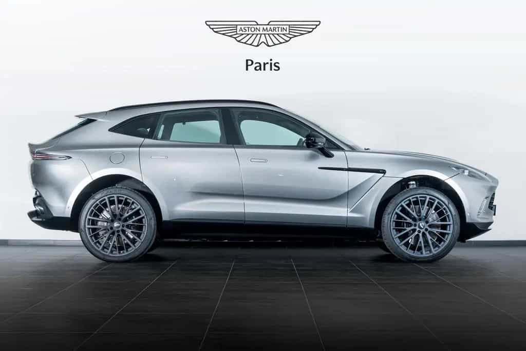 Aston Martin DBX 550CV 06/2024-photo-3