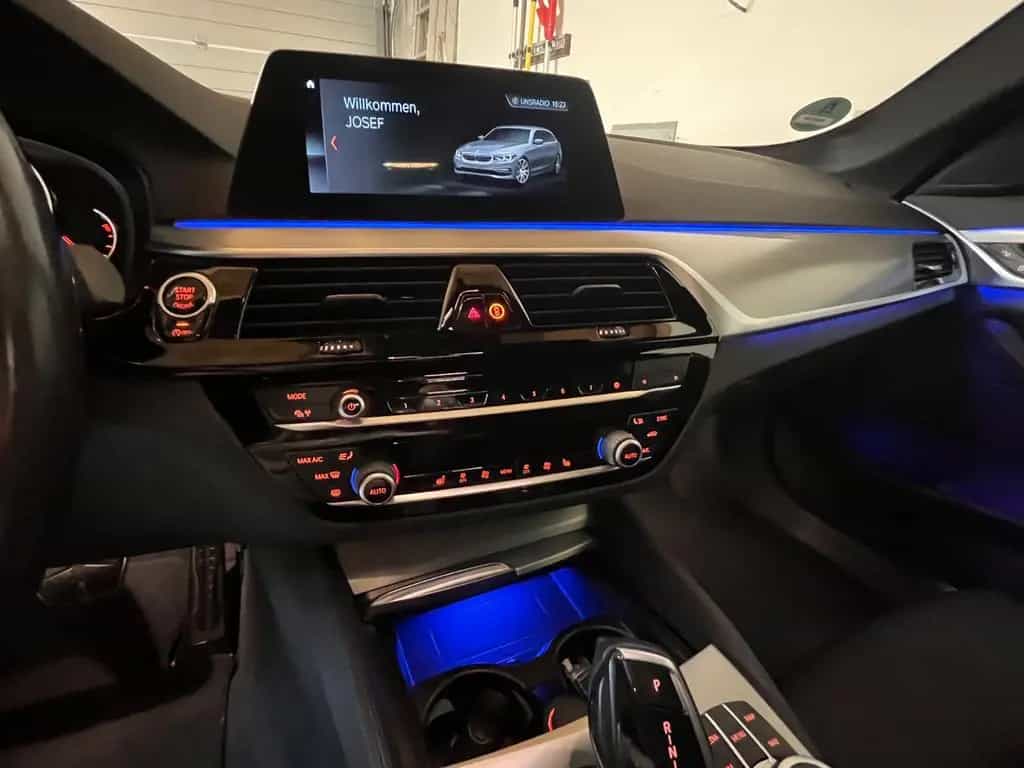 BMW 520 d Touring A - Austauschmotor, AHK Sportpaket 11/2019-photo-10