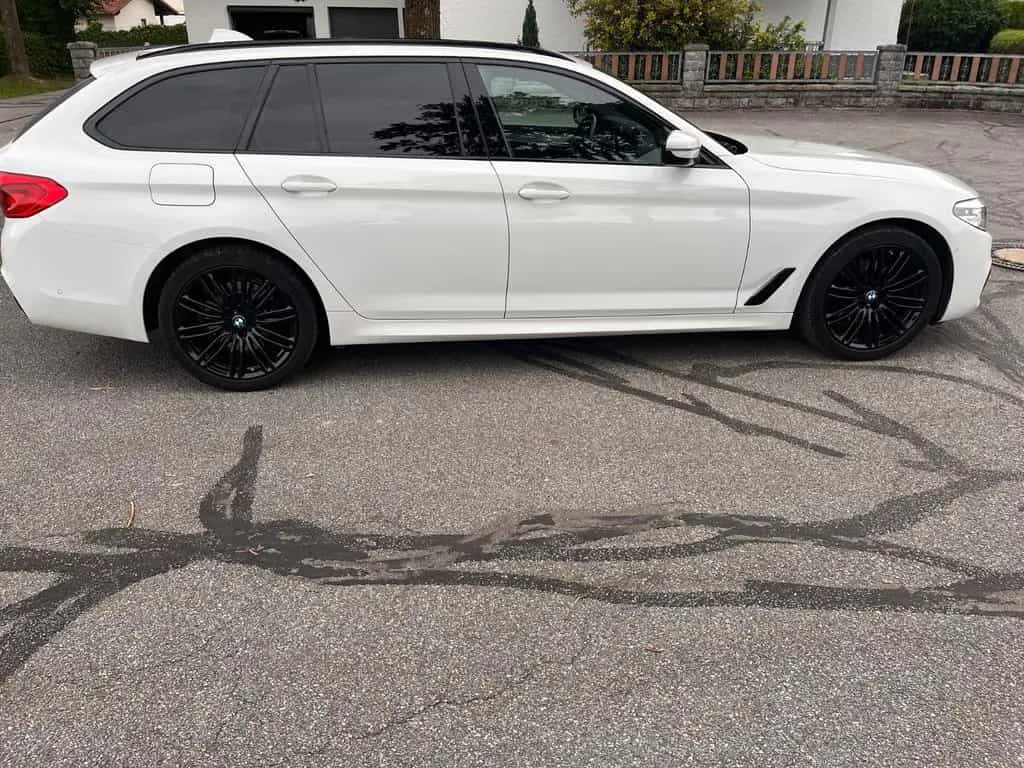 BMW 520 d Touring A - Austauschmotor, AHK Sportpaket 11/2019-photo-3
