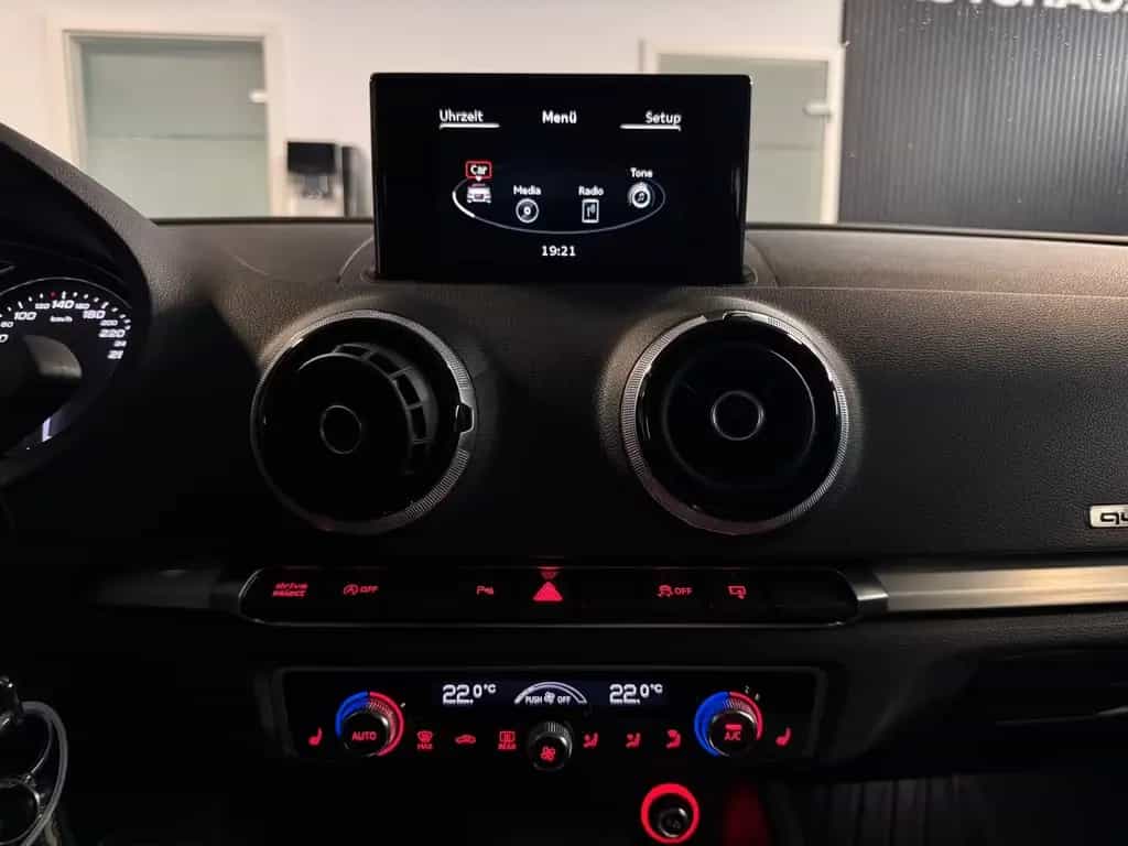 Audi S3 2.0 TFSI S tronic quattro / Bang & Olufsen 01/2016-photo-22