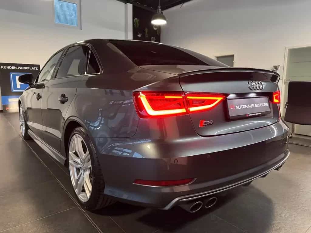 Audi S3 2.0 TFSI S tronic quattro / Bang & Olufsen 01/2016-photo-6