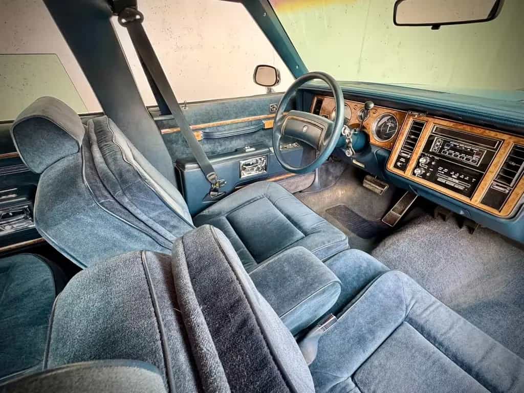 Buick Le Sabre Station Wagon 09/1990-photo-13