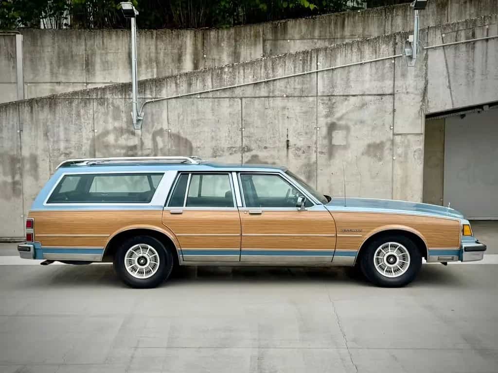 Buick Le Sabre Station Wagon 09/1990-photo-5