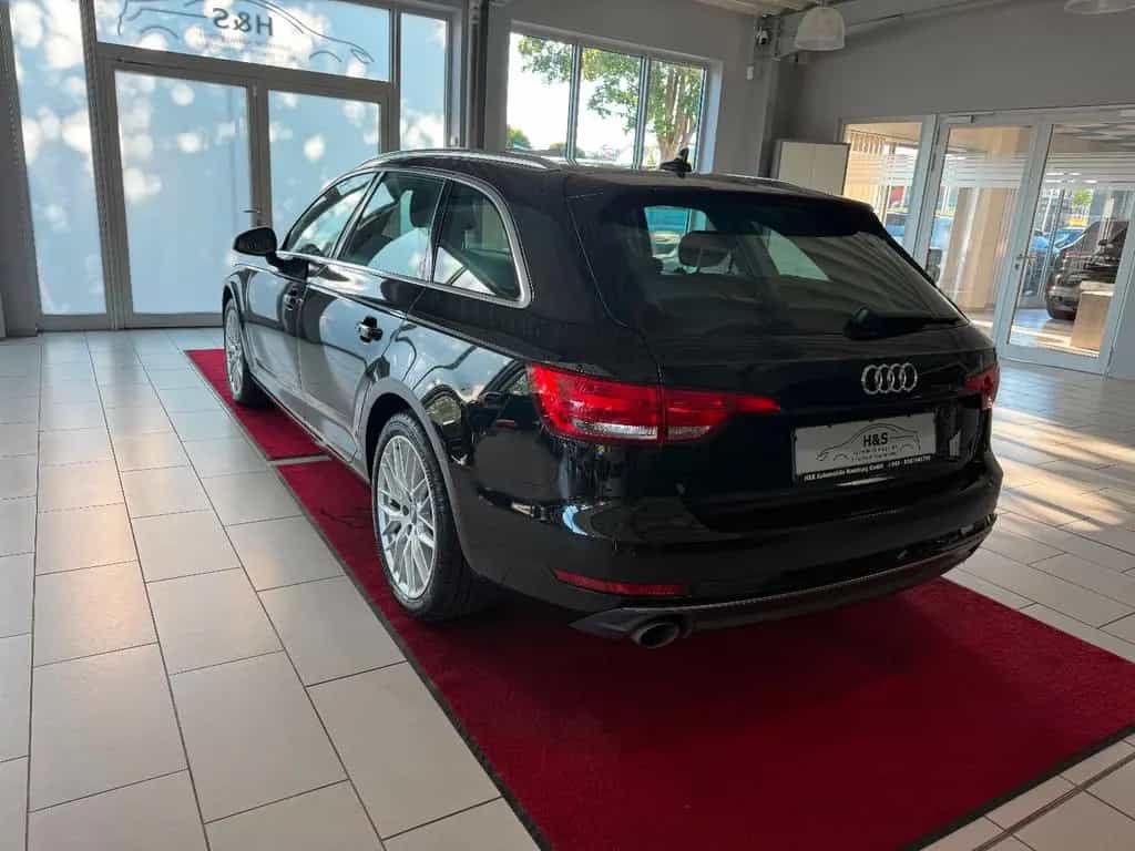 Audi A4 Avant SPORT*AHK*NAVI*SITZHEIZUNG 07/2017-photo-7