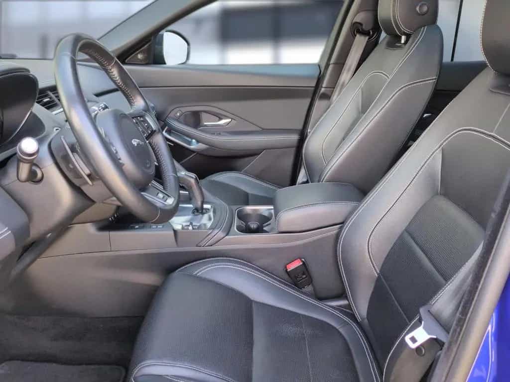 Jaguar E-Pace D180 R-Dynamic S AWD Panorama/Winter Navi 10/2019-photo-5