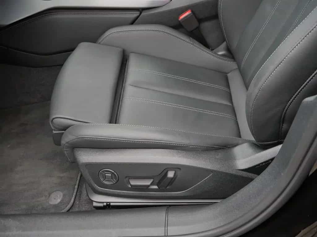 Audi A5 Avant TFSI quattro Business*LED*RFK*AHK*ACC 08/2025-photo-22