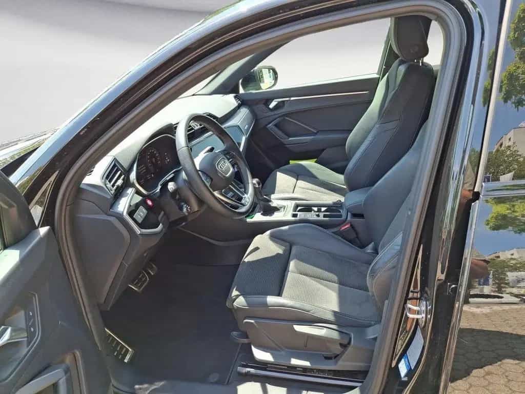 Audi Q3 Sportback S line 45 TFSI quattro 08/2022-photo-2