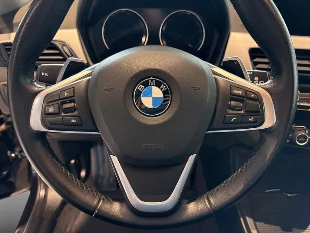 BMW X1 sDrive18d Advantage PDC LED SHZ Tempo Navi 09/2021-photo-17