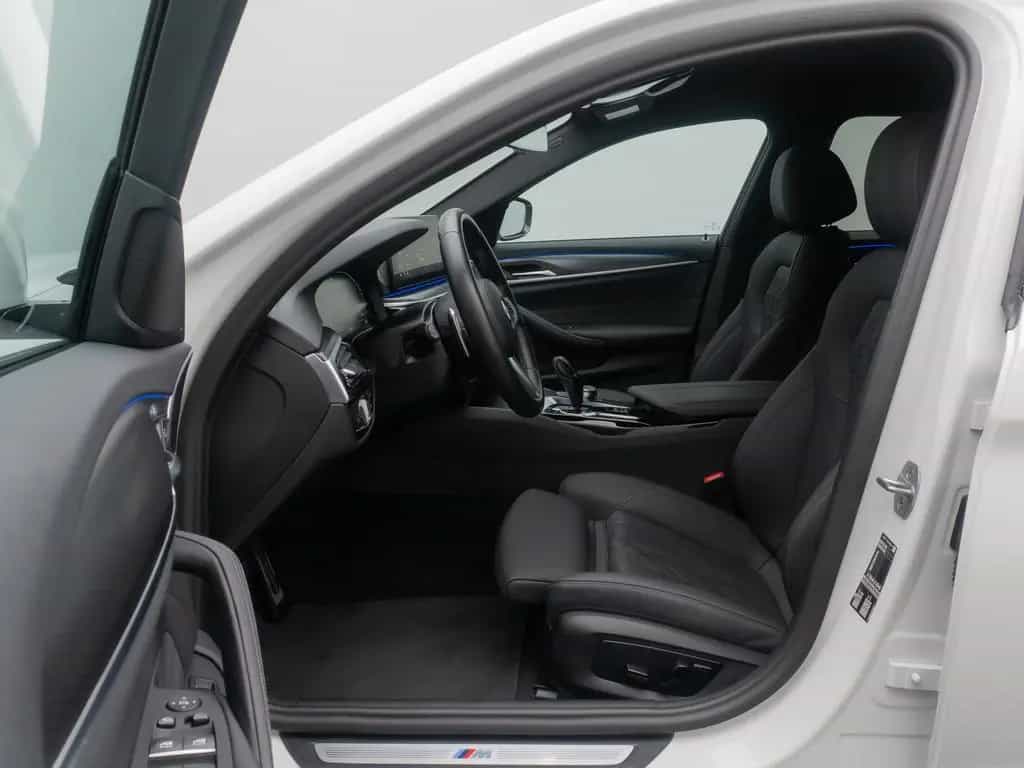 BMW 530 i M Sport Kamera HUD DAB Alarm HiFi 4xKlima 05/2023-photo-19