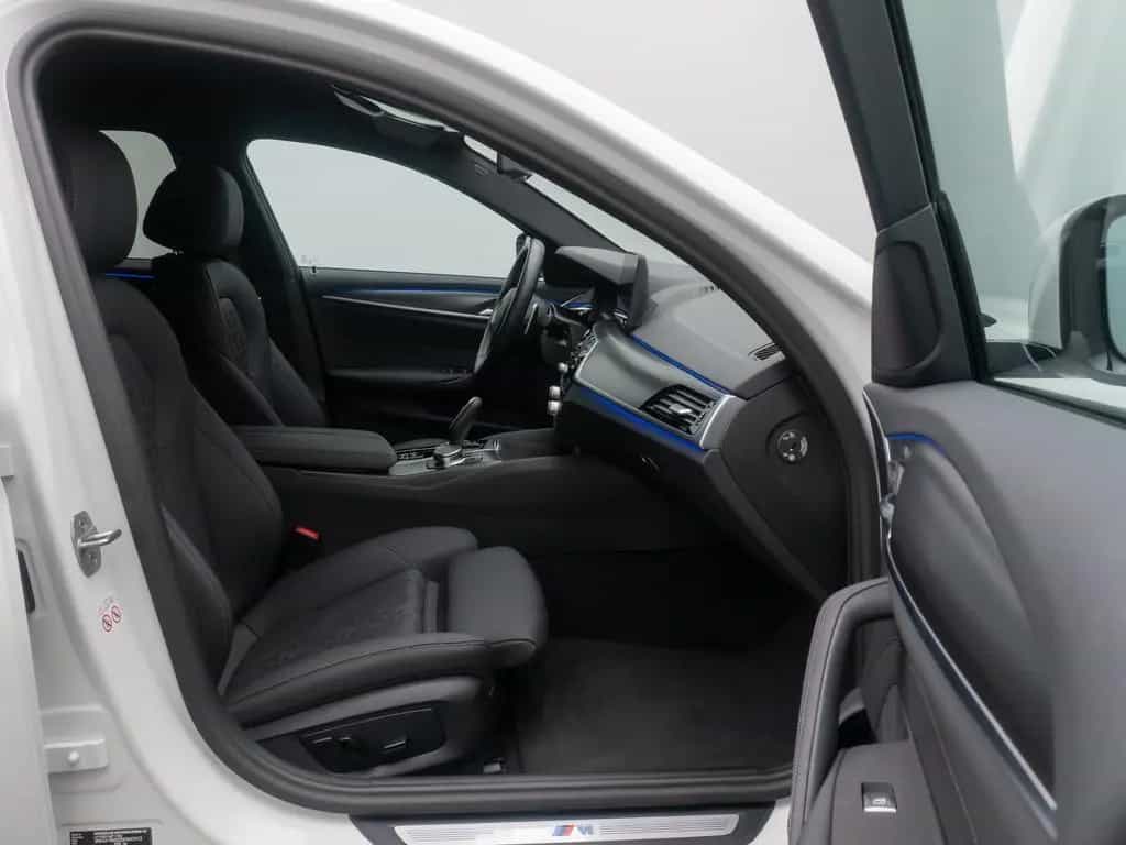 BMW 530 i M Sport Kamera HUD DAB Alarm HiFi 4xKlima 05/2023-photo-24