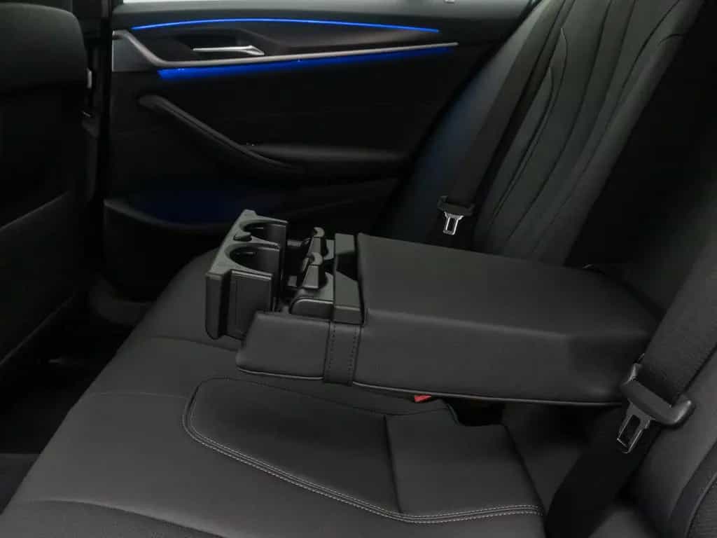 BMW 530 i M Sport Kamera HUD DAB Alarm HiFi 4xKlima 05/2023-photo-28