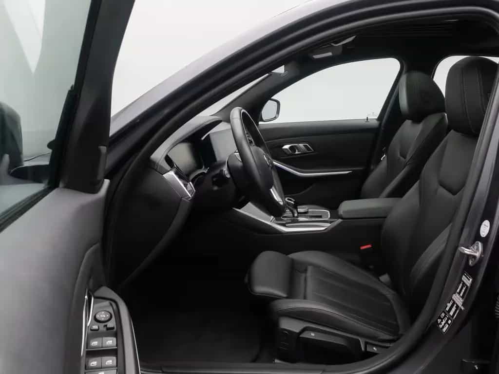 BMW 320 d xD Luxury Line GSD Kamera HiFi Alarm Sport 11/2021-photo-18