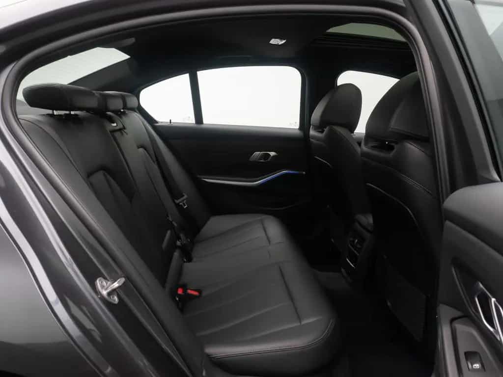 BMW 320 d xD Luxury Line GSD Kamera HiFi Alarm Sport 11/2021-photo-25