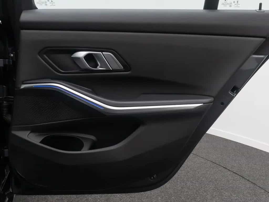 BMW 320 d xD Luxury Line GSD Kamera HiFi Alarm Sport 11/2021-photo-31