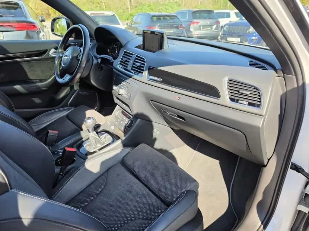 Audi Q3 sport quattro S Line Plus Panorama*AHK*Leder* 12/2015-photo-17