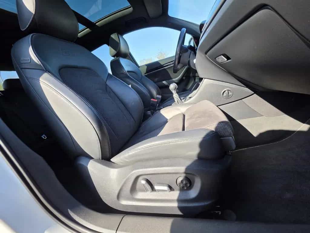 Audi Q3 sport quattro S Line Plus Panorama*AHK*Leder* 12/2015-photo-8