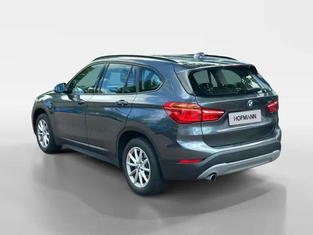 BMW X1 xDrive18d Aut. Advantage AHK+LED+Navi+Keyless 08/2017-photo-4