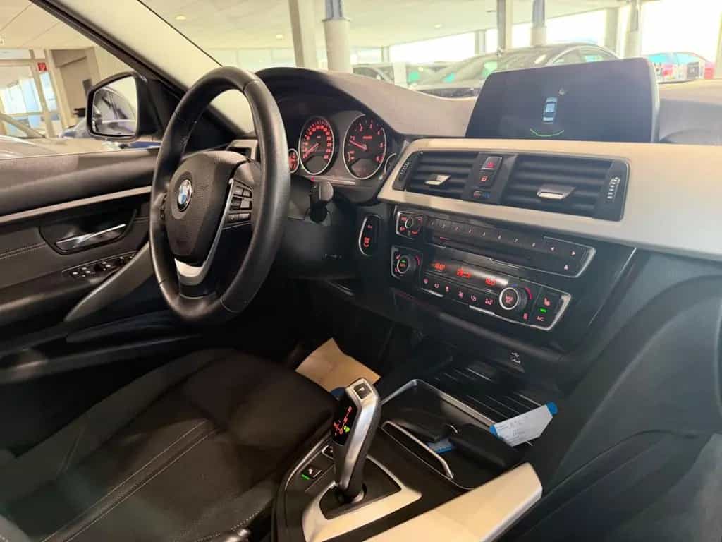 BMW 320 d*LED*NAVI*PDC*TEMPO*SHZ*MFL*BLUET*AUTOMATIK* 07/2018-photo-10