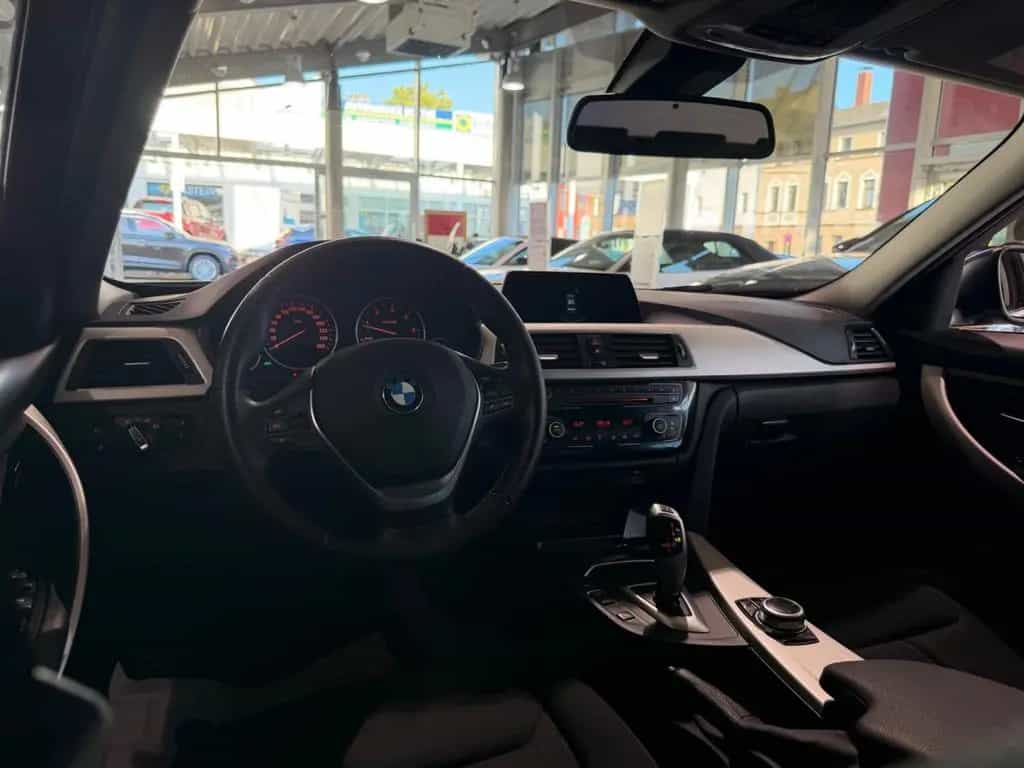BMW 320 d*LED*NAVI*PDC*TEMPO*SHZ*MFL*BLUET*AUTOMATIK* 07/2018-photo-13