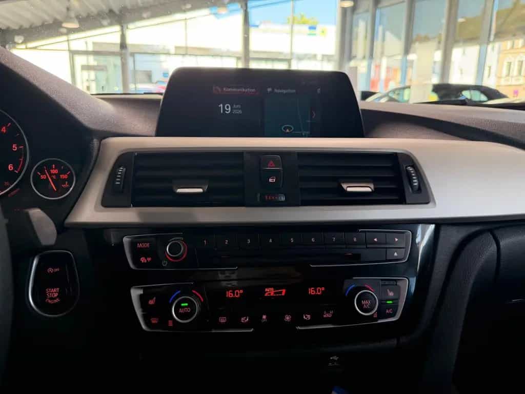 BMW 320 d*LED*NAVI*PDC*TEMPO*SHZ*MFL*BLUET*AUTOMATIK* 07/2018-photo-19