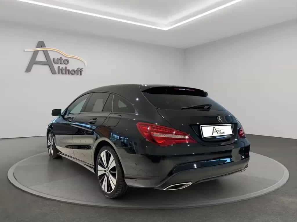 Mercedes-Benz CLA 220 Shooting Brake CLA220d 4M SB 2.HD DSG ACC LED PANO NAV PARK SHZ 03/2019-photo-3
