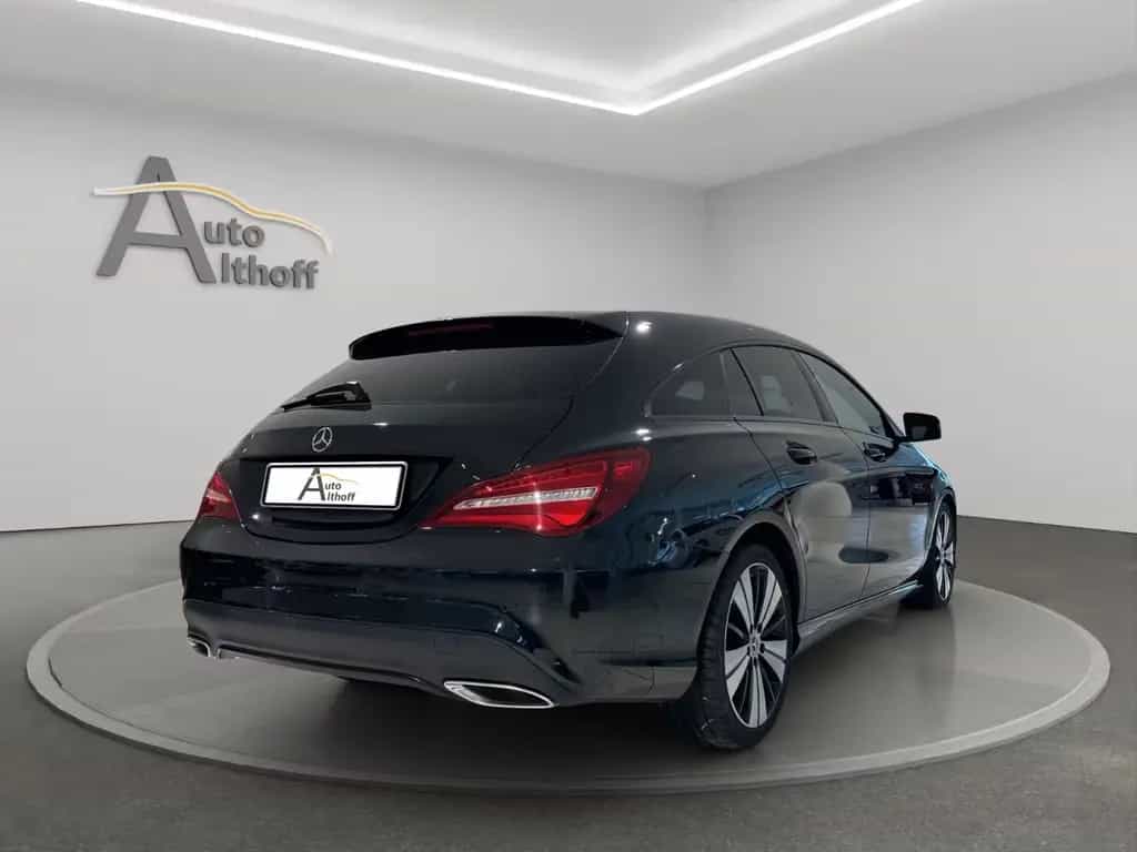Mercedes-Benz CLA 220 Shooting Brake CLA220d 4M SB 2.HD DSG ACC LED PANO NAV PARK SHZ 03/2019-photo-5