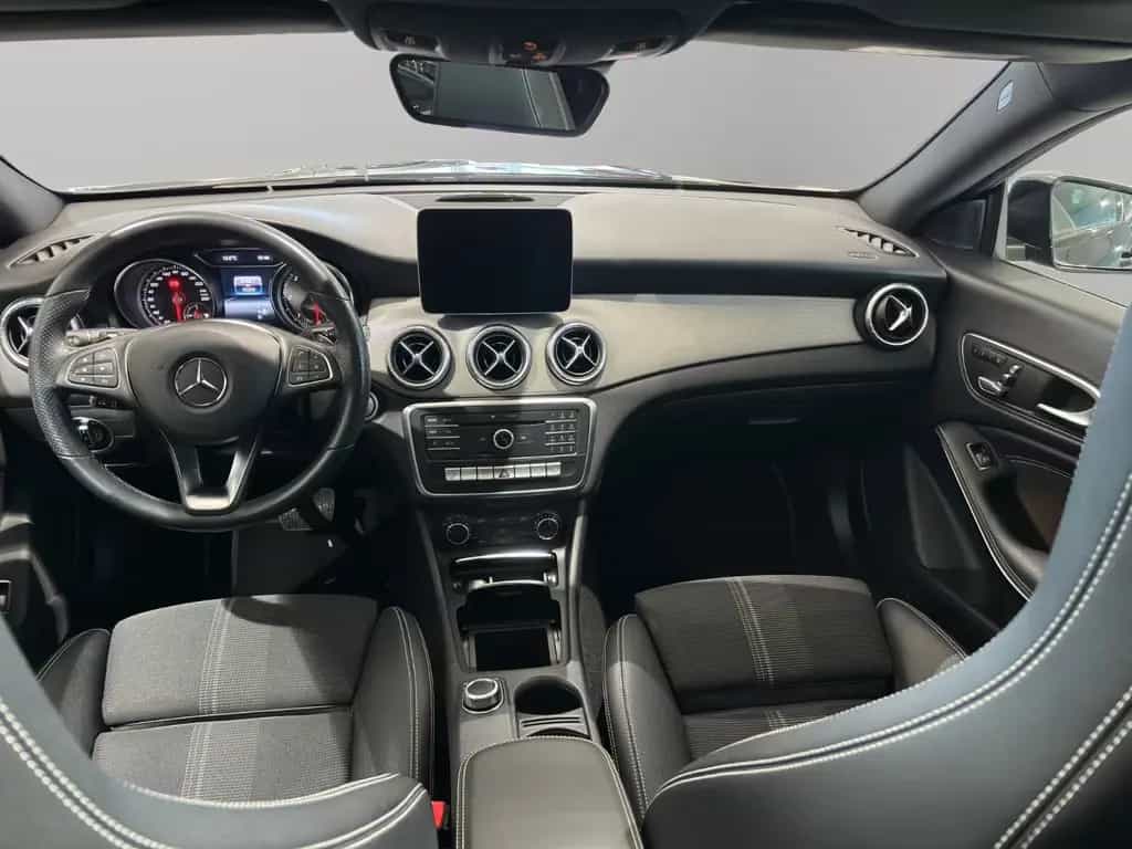 Mercedes-Benz CLA 220 Shooting Brake CLA220d 4M SB 2.HD DSG ACC LED PANO NAV PARK SHZ 03/2019-photo-9