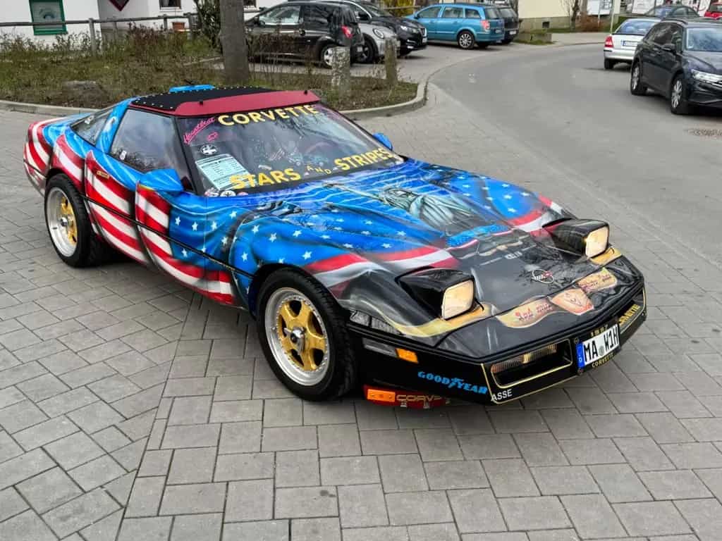 Corvette C4 5.7 Targa AUTOMATIK+AIRBRUSH+GOLD+1.HAND 08/1987-photo-1