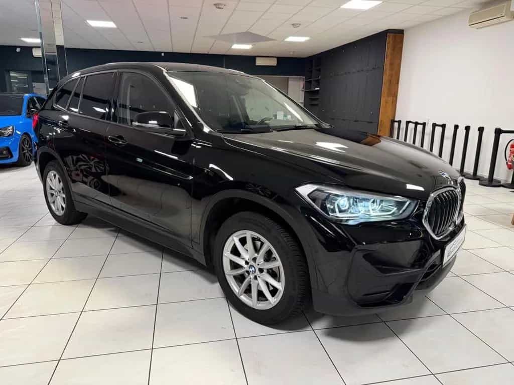 BMW X1 Advantage Navi LED SHZ PDC Keyless Go 02/2021-photo-2