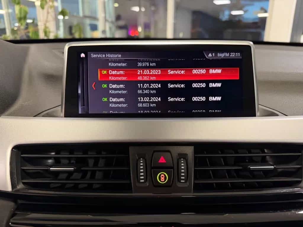BMW X1 Advantage Navi LED SHZ PDC Keyless Go 02/2021-photo-22