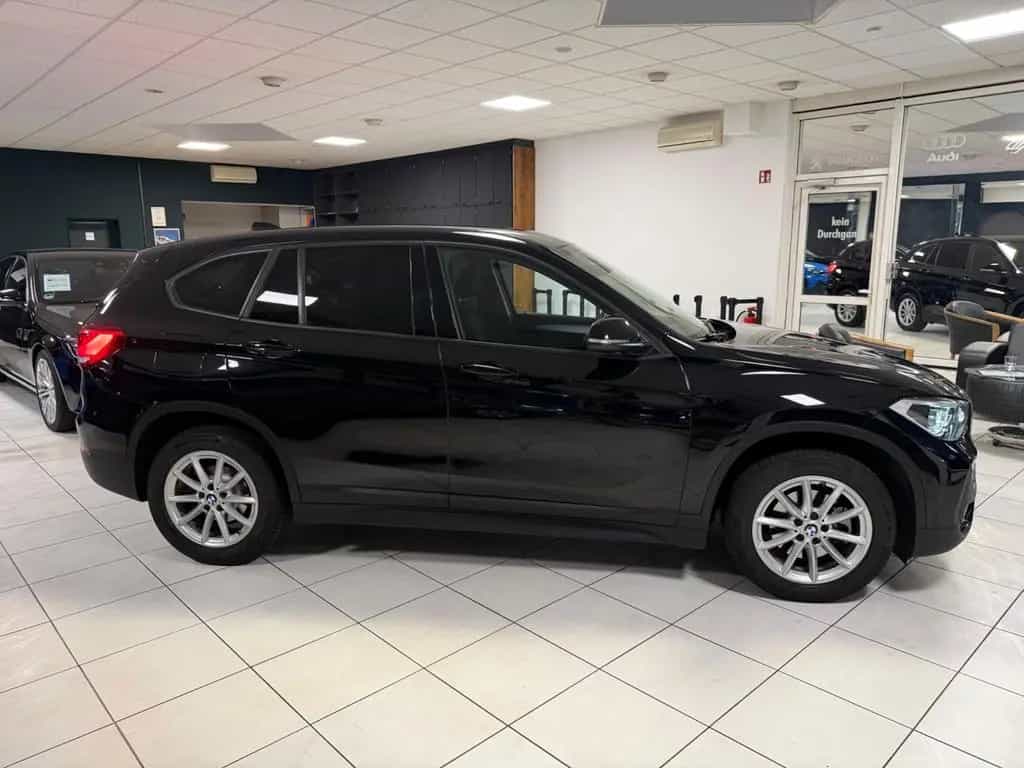 BMW X1 Advantage Navi LED SHZ PDC Keyless Go 02/2021-photo-3