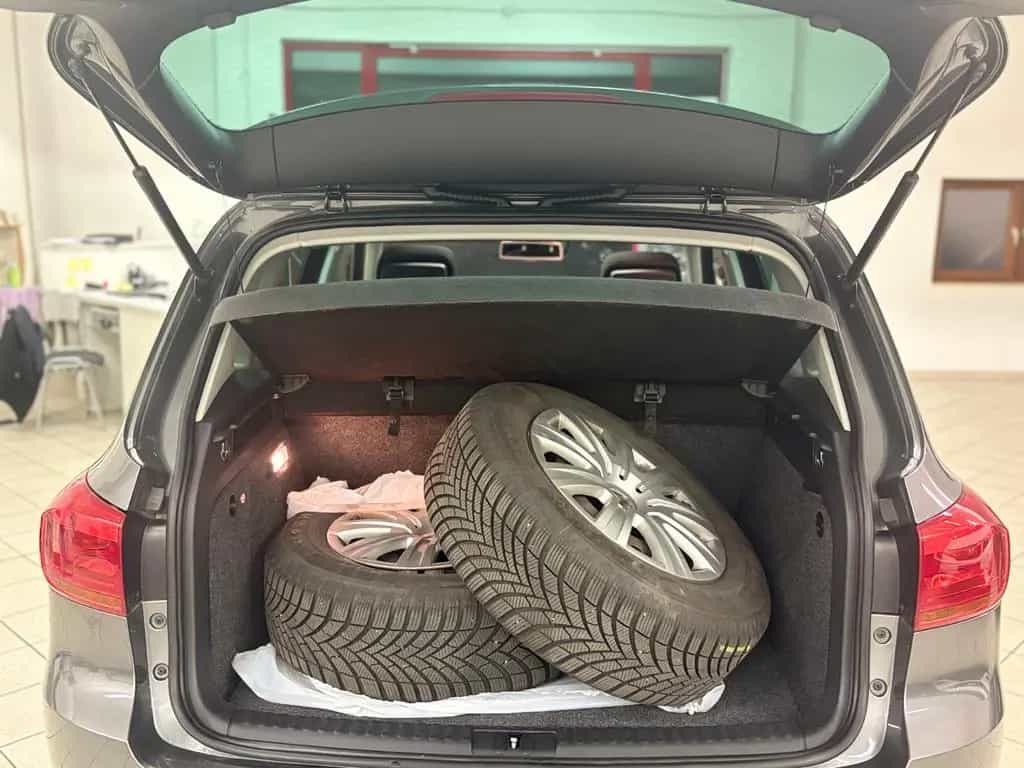 Volkswagen Tiguan 2.0 TDI 130kW 4MOTION | AHK | 8FACH 07/2014-photo-34