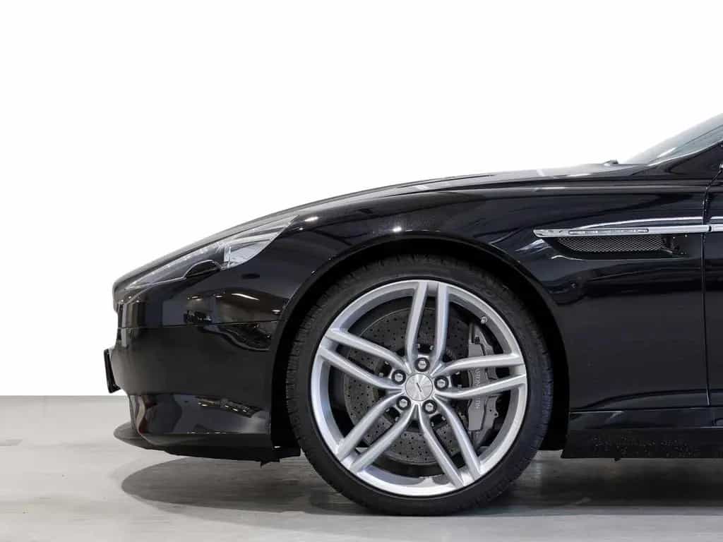 Aston Martin DB9 Coupe -Onyx Black- 06/2013-photo-17