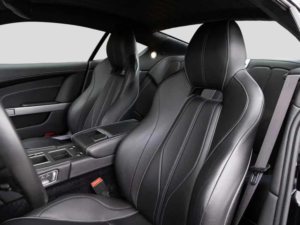 Aston Martin DB9 Coupe -Onyx Black- 06/2013-photo-19